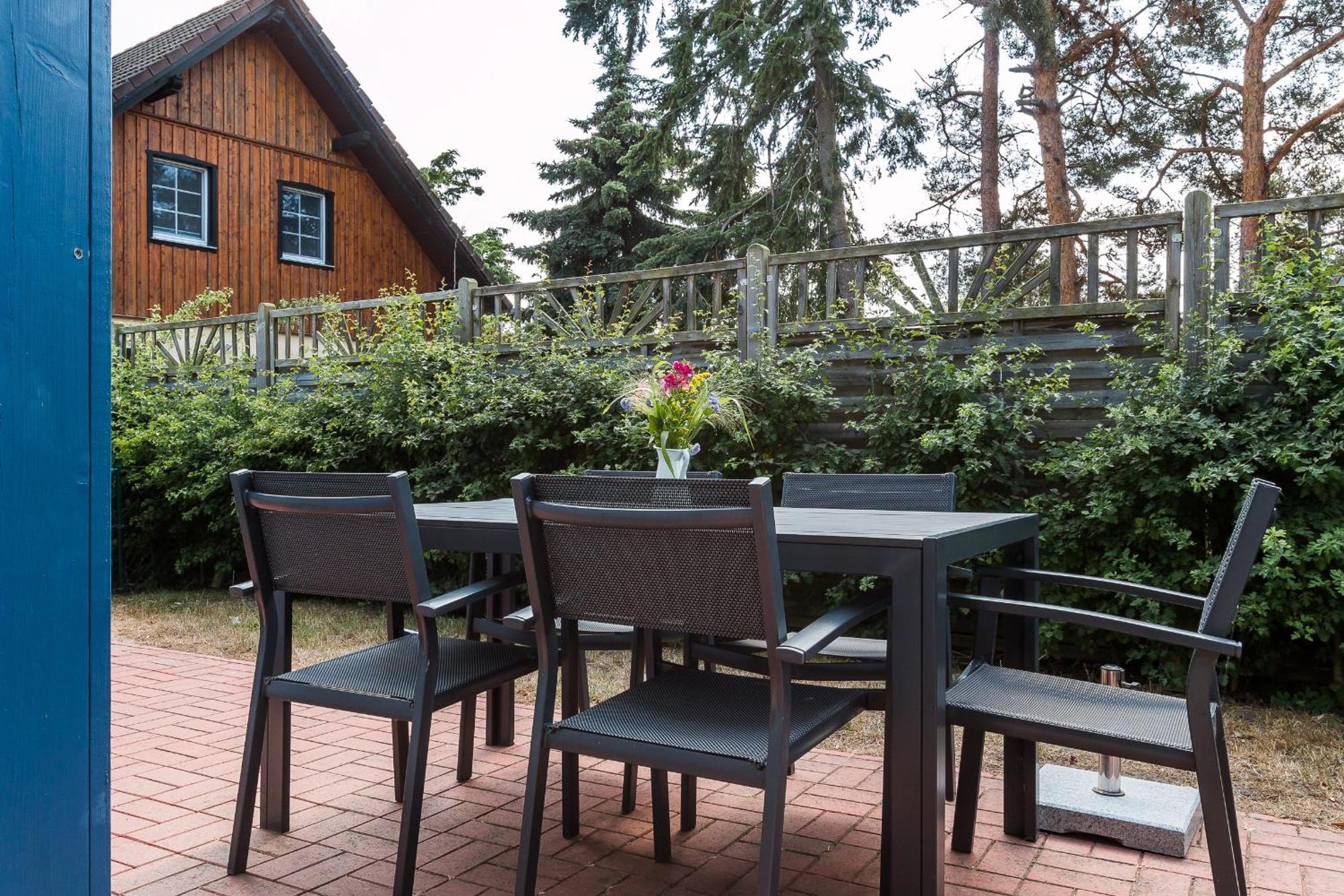 Hus in Luv Appartement Born Buitenkant foto